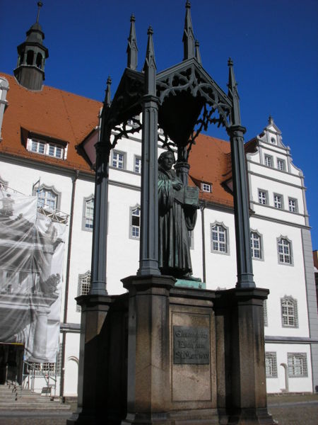 poi_136_450px-Luther_Wittenberg